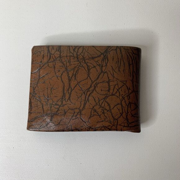 Meeker Gaucho Cowhide Leather Brown Leather Card Holder Wallet Fold - Picture 3 of 7